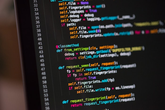 Écran affichant du code informatique